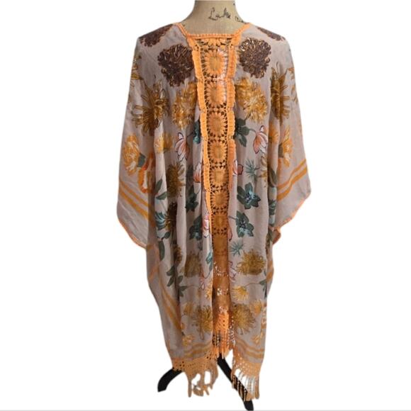 Woven Hearts Floral Gold Crocheted Fringe Kimono Plus Size 1X New - Picture 2 of 9